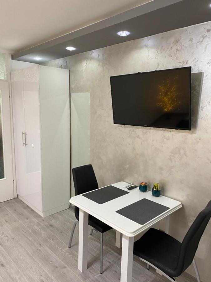 Manirosi 5 Apartment Subotica Luaran gambar