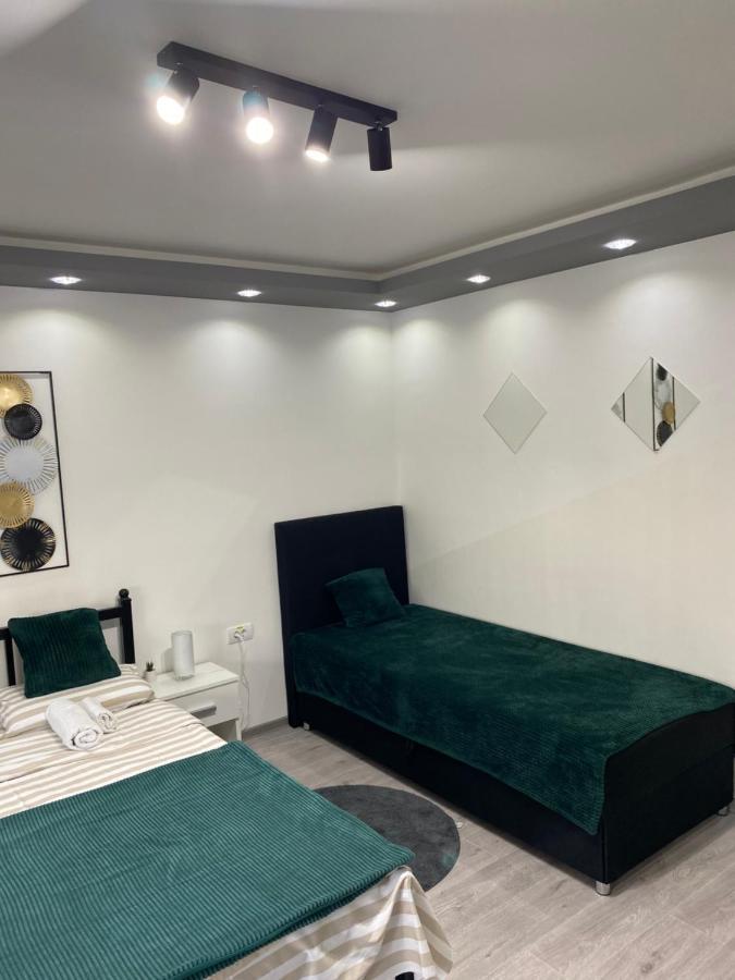 Manirosi 5 Apartment Subotica Luaran gambar